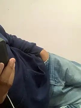 amitsharma7868 online show from December 4, 2025, 4:50 pm