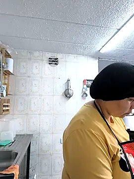 haashkyo online show from January 9, 2026, 8:27 pm