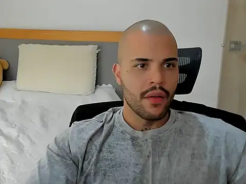 Snapshot of PandacX chatting on March 9, 2026, 10:24 pm PandacX online show from March 9, 2026, 10:24 pm