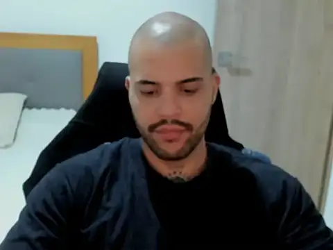 Snapshot of PandacX chatting on March 4, 2026, 10:39 pm PandacX online show from March 4, 2026, 10:39 pm