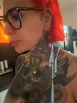 CatCoxx online show from July 14, 2026, 1:17 pm