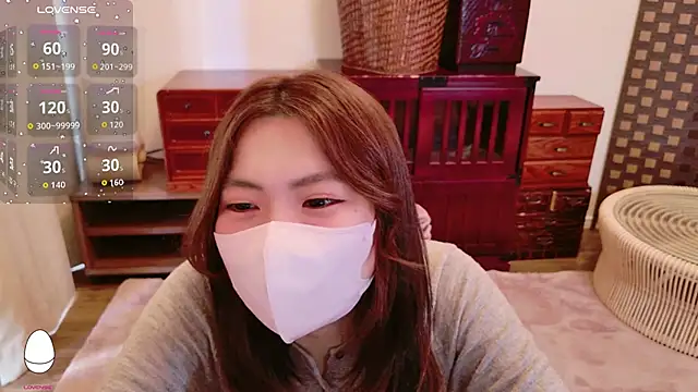 Fuwa chan online show from November 10, 2025, 1:43 am