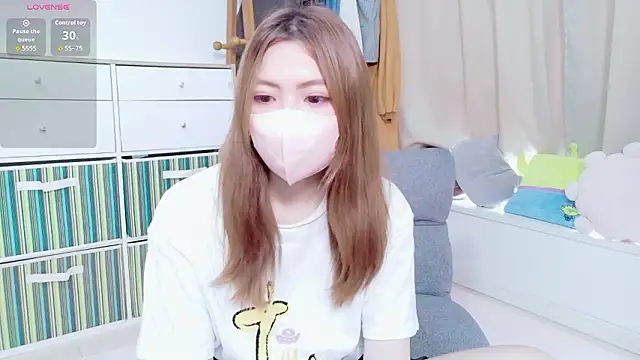 Snapshot of Fuwa_chan chatting on June 23, 2026, 2:09 am Fuwa chan online show from June 23, 2026, 2:09 am