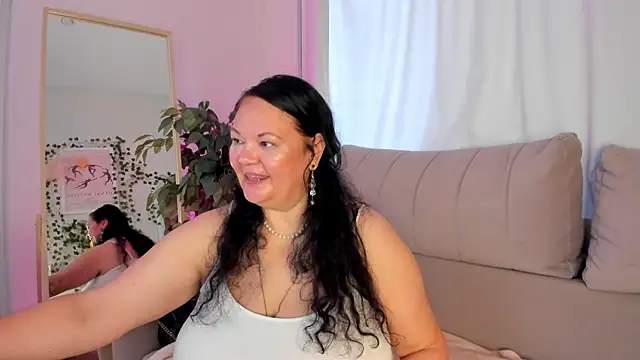 Snapshot of sandra_jackson chatting on July 6, 2026, 2:40 am sandra jackson online show from July 6, 2026, 2:40 am