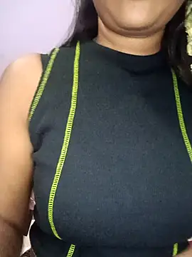 Tamil kavinila online show from May 1, 2026, 5:29 pm