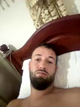 Snapshot of amnnnnnnnnnnn chatting on October 23, 2025, 12:26 pm amnnnnnnnnnnn online show from October 23, 2025, 12:26 pm