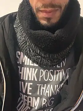 Snapshot of Yasar-Xxxl chatting on February 4, 2026, 7:53 pm Yasar-Xxxl online show from February 4, 2026, 7:53 pm