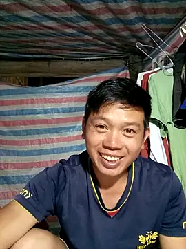 DungLuongg online show from May 6, 2026, 1:59 pm