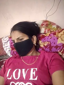 poojam93 online show from May 11, 2026, 3:07 pm