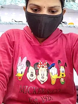 poojam93 online show from December 4, 2025, 2:54 am