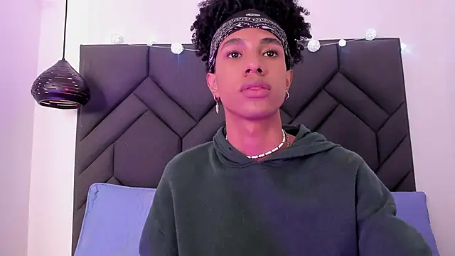 Johan gz  online show from December 3, 2025, 5:23 pm