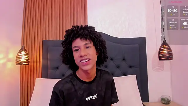 Snapshot of Johan_gz_ chatting on June 14, 2026, 1:12 pm Johan gz online show from June 14, 2026, 1:12 pm