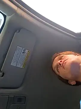 Snapshot of sarahkat86 chatting on February 11, 2026, 11:04 pm sarahkat86 online show from February 11, 2026, 11:04 pm