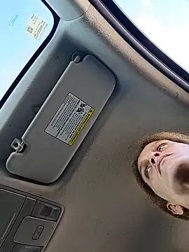 Snapshot of sarahkat86 chatting on February 4, 2026, 8:15 pm sarahkat86 online show from February 4, 2026, 8:15 pm