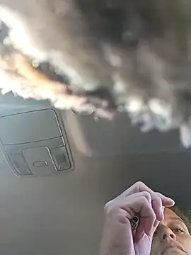 sarahkat86 online show from January 10, 2026, 4:13 pm