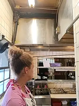 Snapshot of sarahkat86 chatting on November 4, 2025, 5:39 pm sarahkat86 online show from November 4, 2025, 5:39 pm