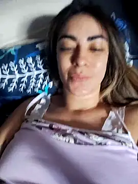 Snapshot of CristalHeart_ chatting on November 22, 2025, 9:46 pm CristalHeart online show from November 22, 2025, 9:46 pm