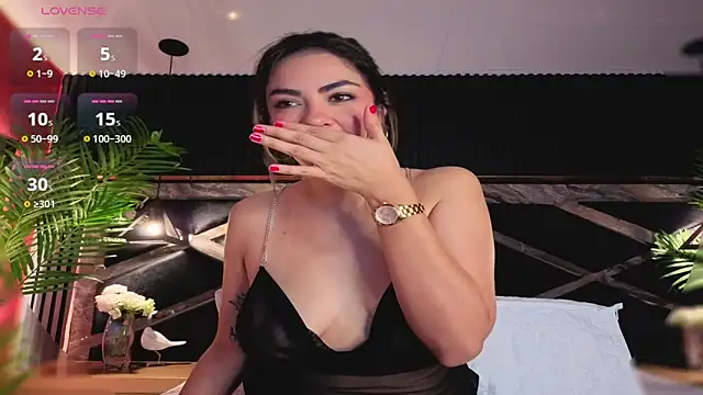 Snapshot of CristalHeart_ chatting on November 14, 2025, 12:31 pm CristalHeart online show from November 14, 2025, 12:31 pm