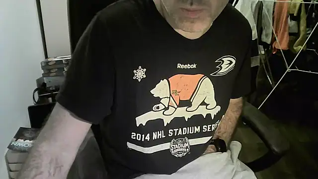 Chrisprngr online show from March 14, 2026, 9:54 pm