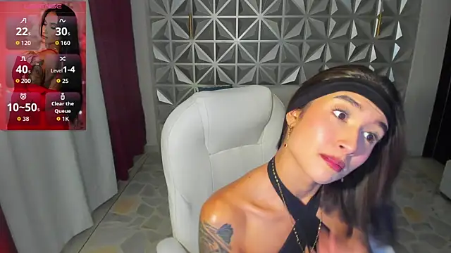 hellen tease online show from July 7, 2026, 12:42 pm