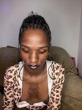 Trans fairy online show from February 6, 2026, 10:39 pm