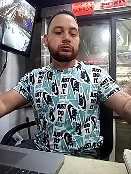 Snapshot of Catire10_ chatting on October 23, 2025, 1:32 pm Catire10 online show from October 23, 2025, 1:32 pm