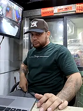 Snapshot of Catire10_ chatting on December 4, 2025, 2:16 pm Catire10 online show from December 4, 2025, 2:16 pm