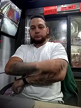 Snapshot of Catire10_ chatting on October 27, 2025, 2:18 pm Catire10 online show from October 27, 2025, 2:18 pm