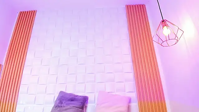 AriaBelle online show from March 11, 2026, 11:15 am