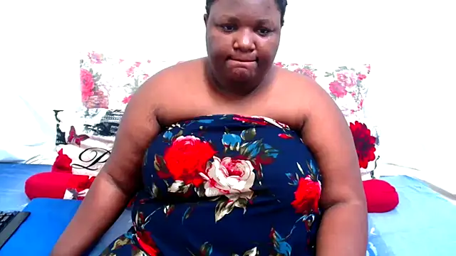 Snapshot of ChubbyBoobsxxx chatting on November 25, 2025, 5:19 am ChubbyBoobsxxx online show from November 25, 2025, 5:19 am