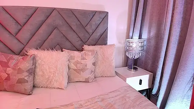 sara owens7 online show from March 26, 2026, 1:26 am