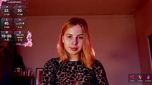 Snapshot of Alismoona chatting on December 3, 2025, 9:31 am Alismoona online show from December 3, 2025, 9:31 am