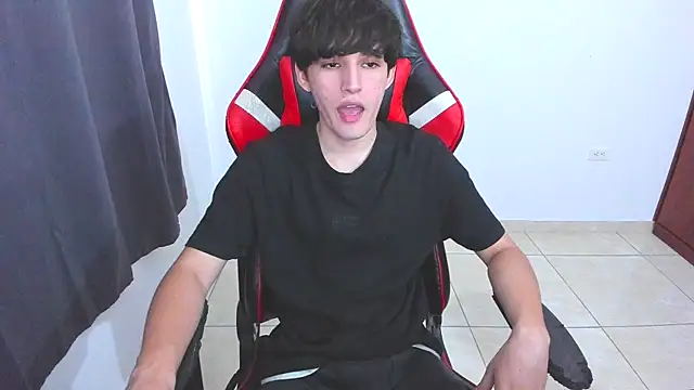 Snapshot of eren_188 chatting on September 18, 2025, 7:17 pm eren 188 online show from September 18, 2025, 7:17 pm