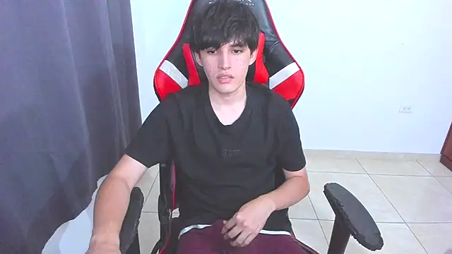 Snapshot of eren_188 chatting on September 8, 2025, 11:48 pm eren 188 online show from September 8, 2025, 11:48 pm