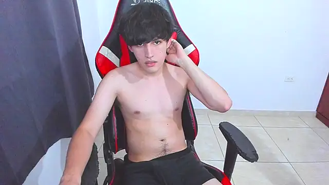 Snapshot of eren_188 chatting on September 26, 2025, 10:27 pm eren 188 online show from September 26, 2025, 10:27 pm