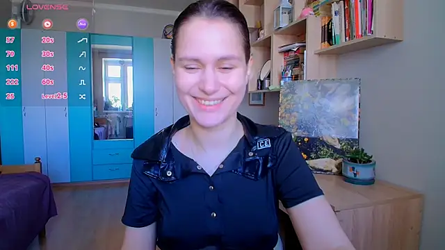 Snapshot of worsh1p_me chatting on April 30, 2026, 11:28 am worsh1p me online show from April 30, 2026, 11:28 am