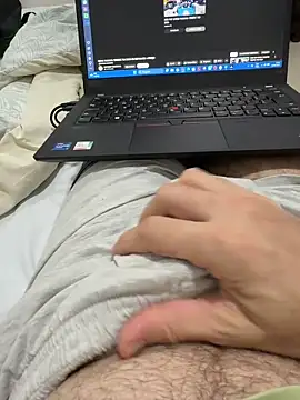 XUCRUTES42 online show from June 3, 2026, 2:34 am