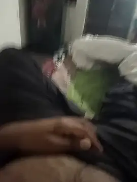 Snapshot of beststripy chatting on November 12, 2025, 3:27 pm beststripy online show from November 12, 2025, 3:27 pm