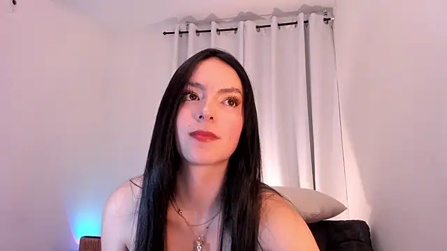 Snapshot of sarah_saenz_ chatting on April 25, 2026, 8:28 am sarah saenz online show from April 25, 2026, 8:28 am