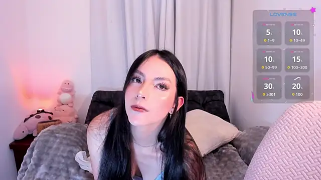 Snapshot of sarah_saenz_ chatting on April 14, 2026, 6:40 am sarah saenz online show from April 14, 2026, 6:40 am