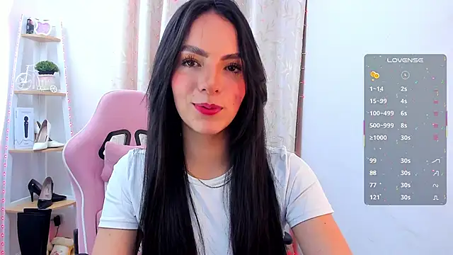 Snapshot of sarah_saenz_ chatting on October 9, 2025, 3:40 am sarah saenz online show from October 9, 2025, 3:40 am