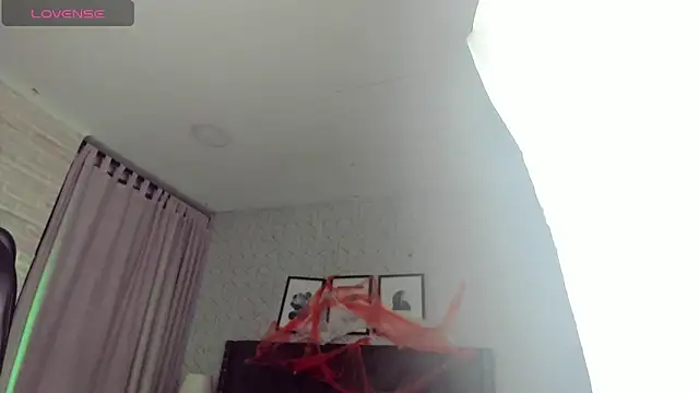 Snapshot of sweet__vanessa1 chatting on November 1, 2025, 2:29 am sweet vanessa1 online show from November 1, 2025, 2:29 am