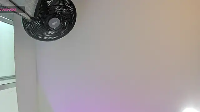 Snapshot of sweet__vanessa1 chatting on July 5, 2026, 11:00 pm sweet vanessa1 online show from July 5, 2026, 11:00 pm