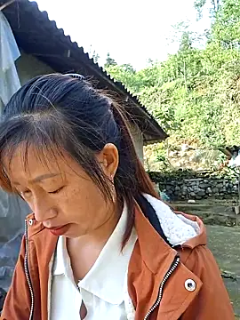 ngocngoc cute online show from May 4, 2026, 1:20 am