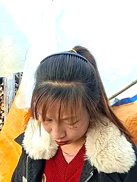 ngocngoc cute online show from February 16, 2026, 9:52 am