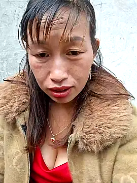 ngocngoc cute online show from September 27, 2025, 2:07 am