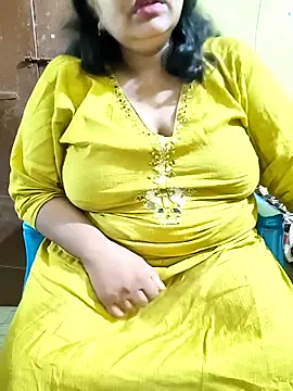 Snapshot of Swapna_Hyd chatting on November 25, 2025, 8:53 pm Swapna Hyd online show from November 25, 2025, 8:53 pm