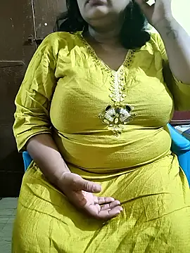 Snapshot of Swapna_Hyd chatting on October 17, 2025, 3:47 pm Swapna Hyd online show from October 17, 2025, 3:47 pm