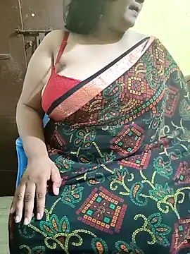 Snapshot of Swapna_Hyd chatting on October 16, 2025, 4:10 am Swapna Hyd online show from October 16, 2025, 4:10 am