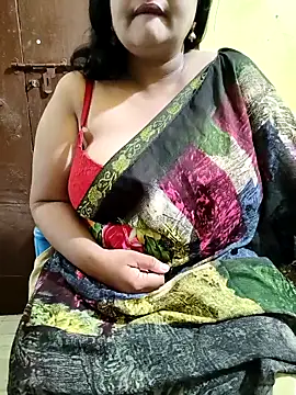 Snapshot of Swapna_Hyd chatting on October 13, 2025, 6:26 am Swapna Hyd online show from October 13, 2025, 6:26 am